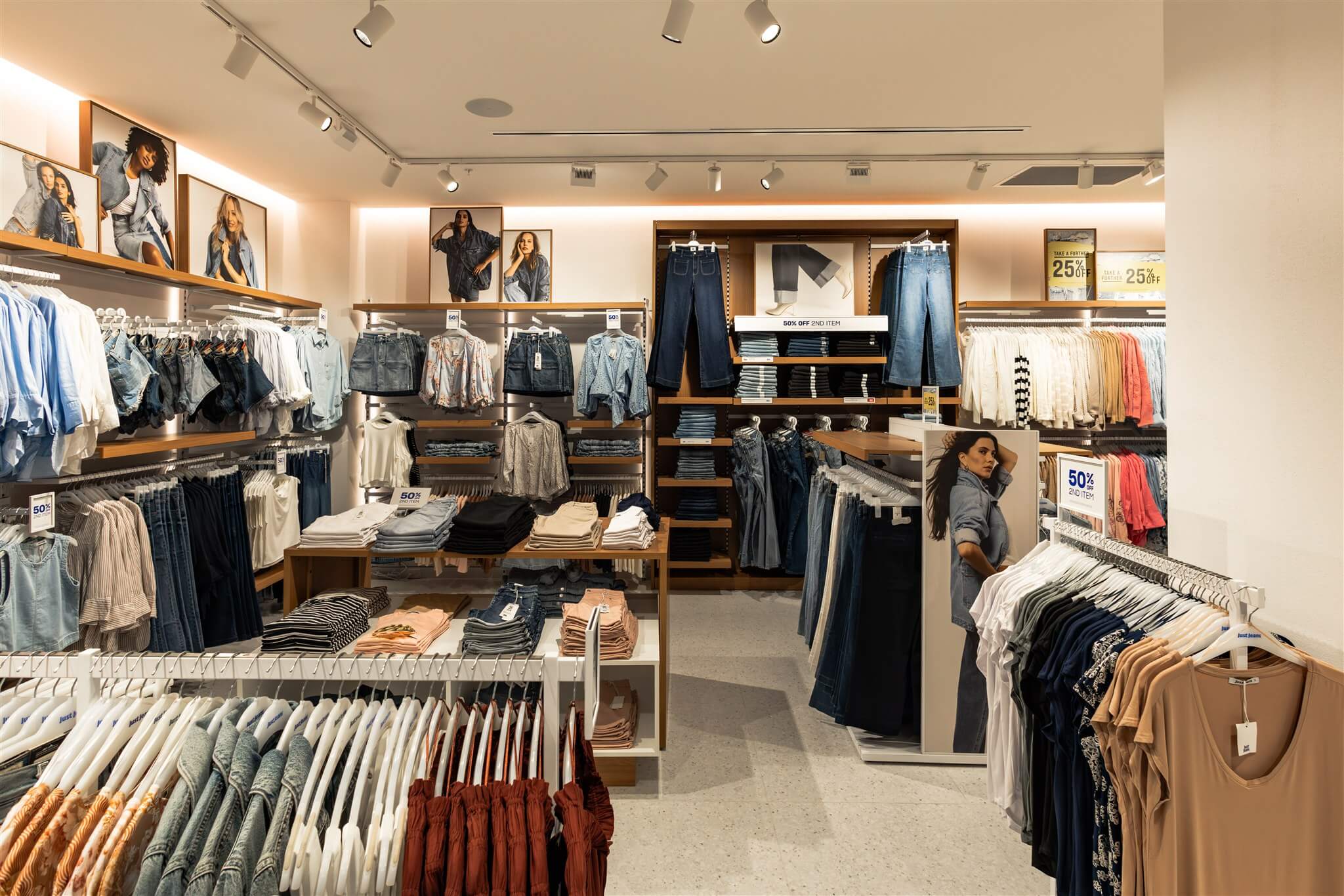 Trilogy Fitouts - Just Jeans Marion